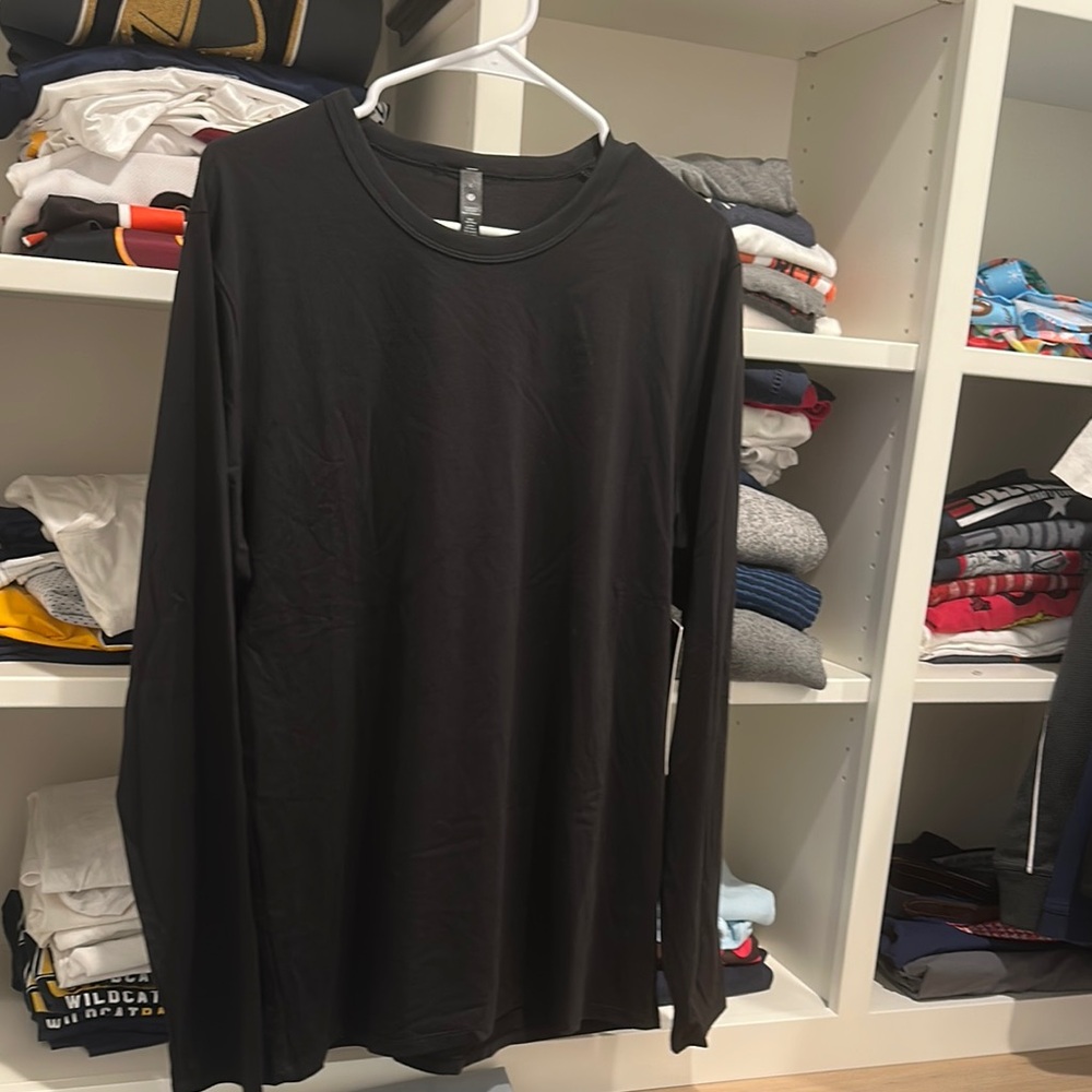 lululemon athletica Black Long Sleeve Tee